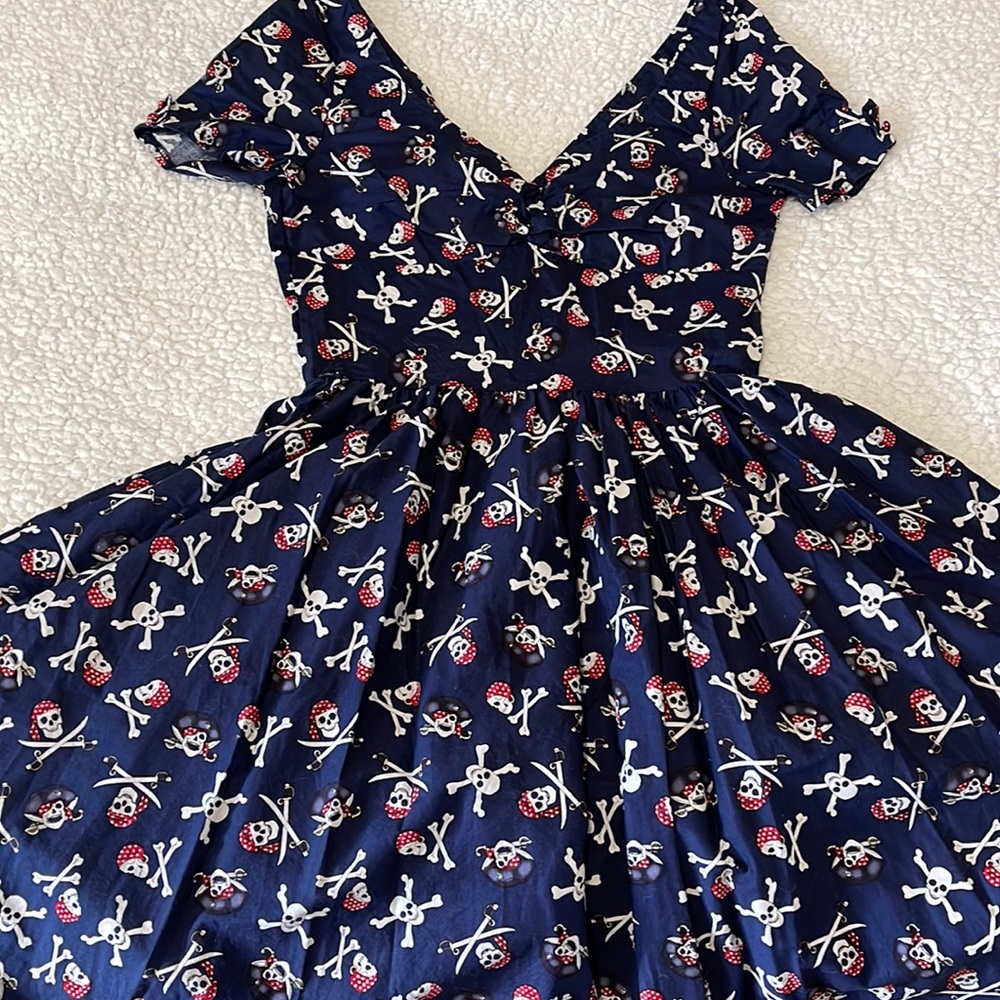 EUC UNIQUE VINTAGE PIRATE SWING DRESS